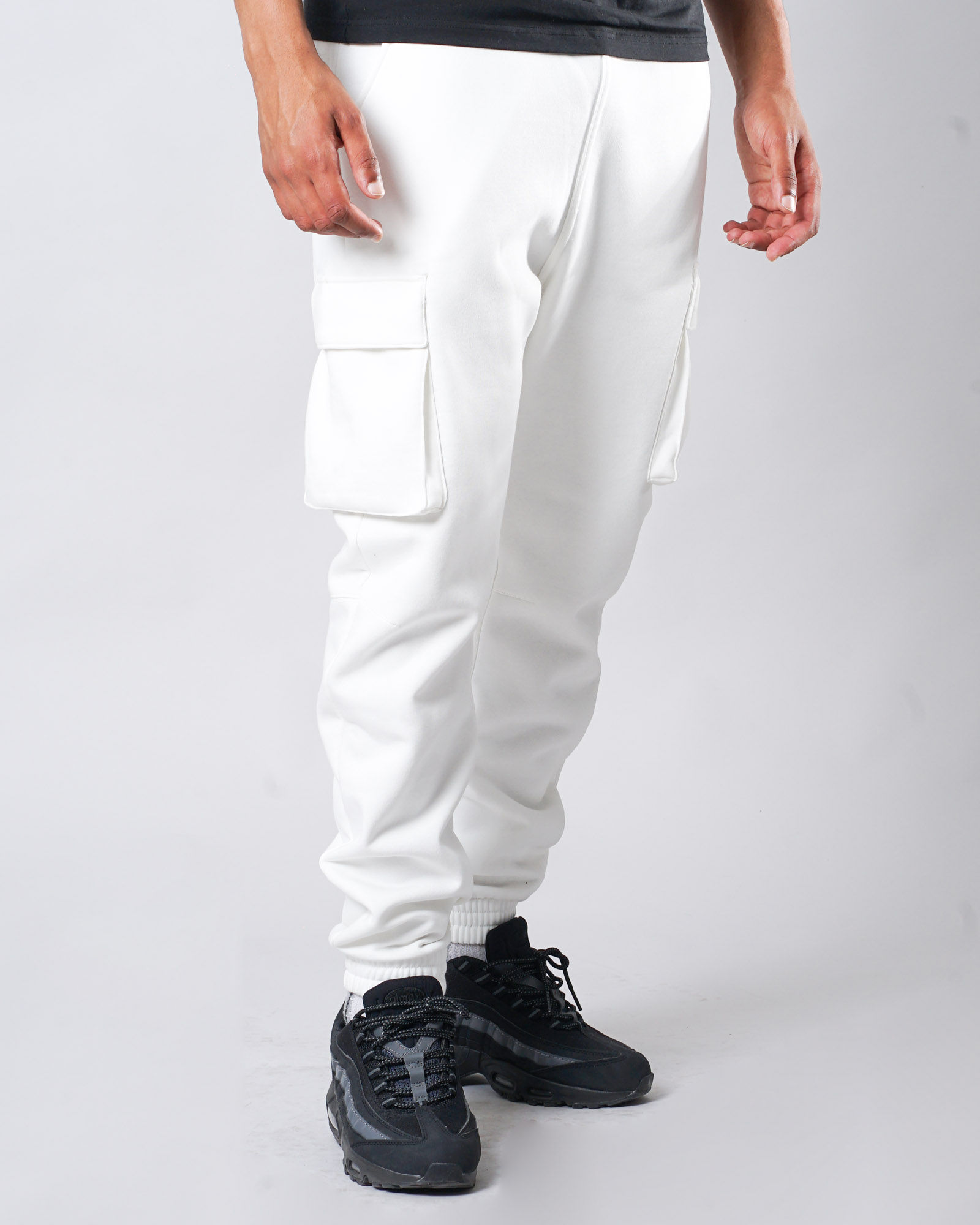 cargo-blanc-048akx.jpg