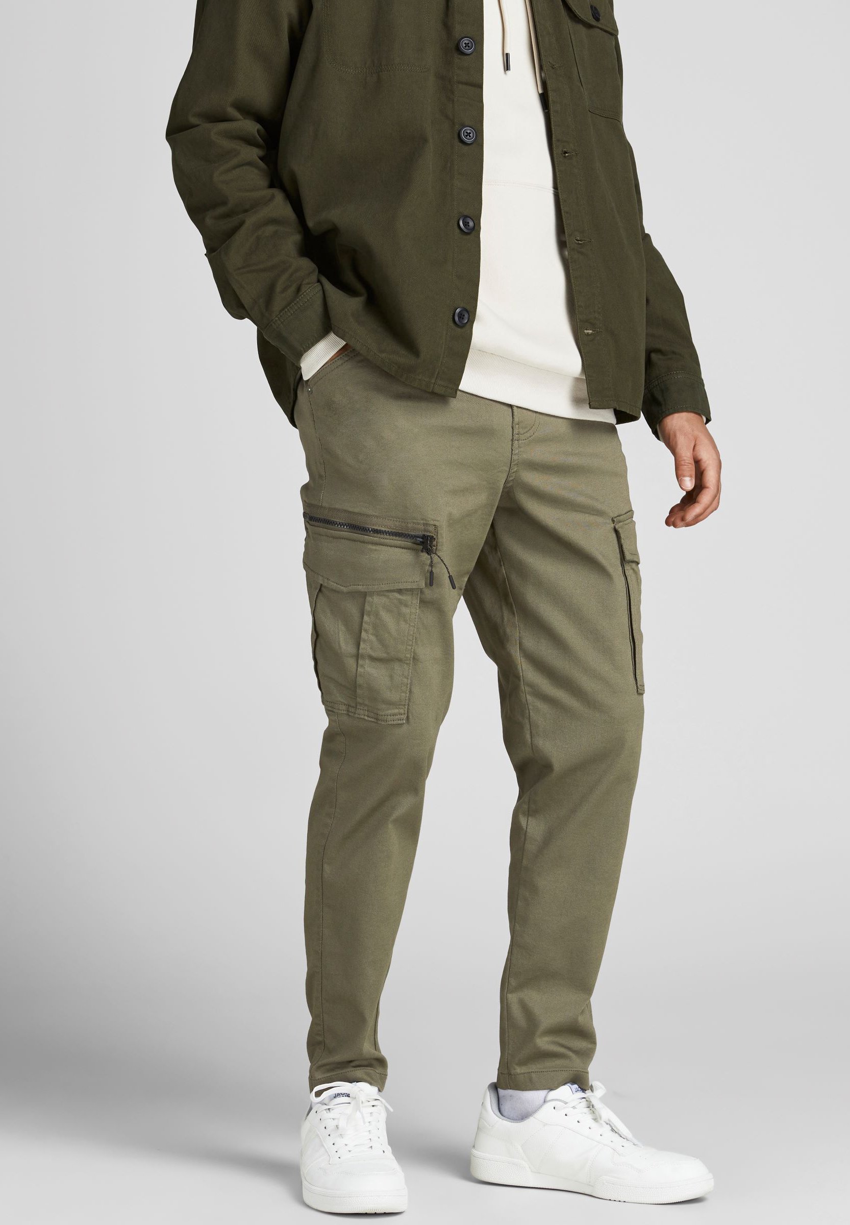 pantalon-jack-and-jones-096vho.jpg